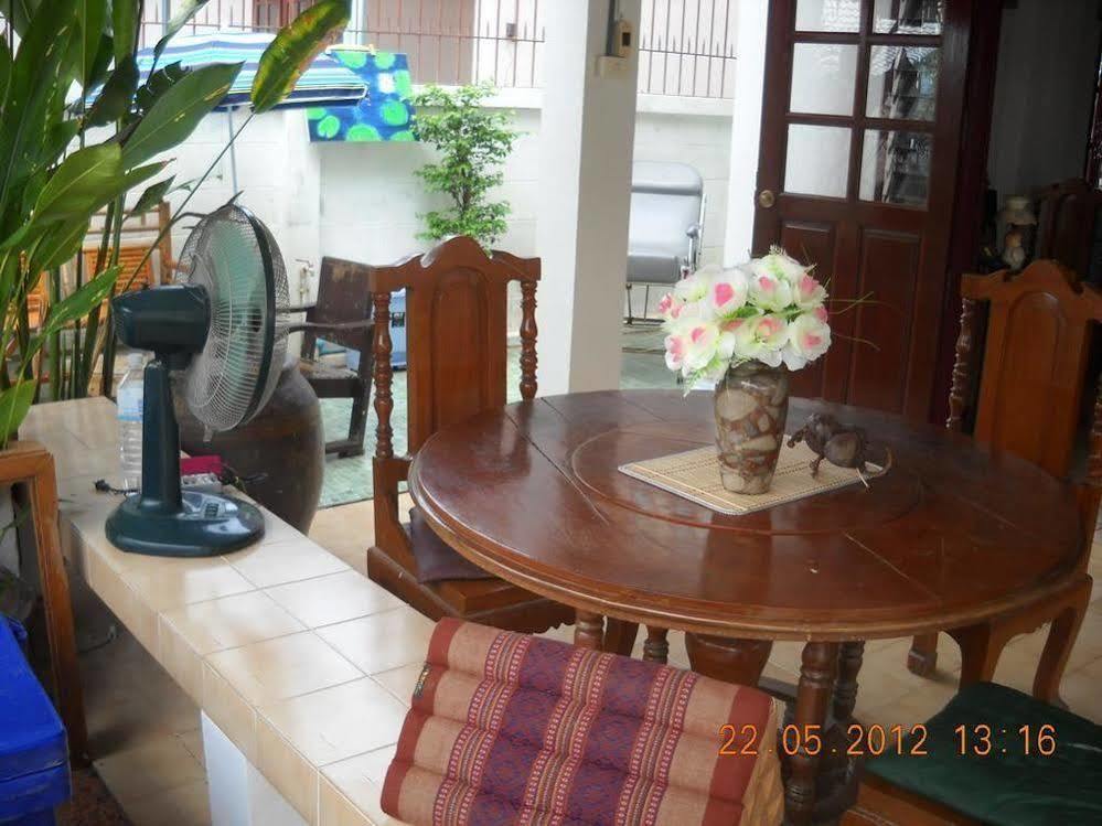 Sri Krung Guest House Phra Nakhon Si Ayutthaya Exterior foto