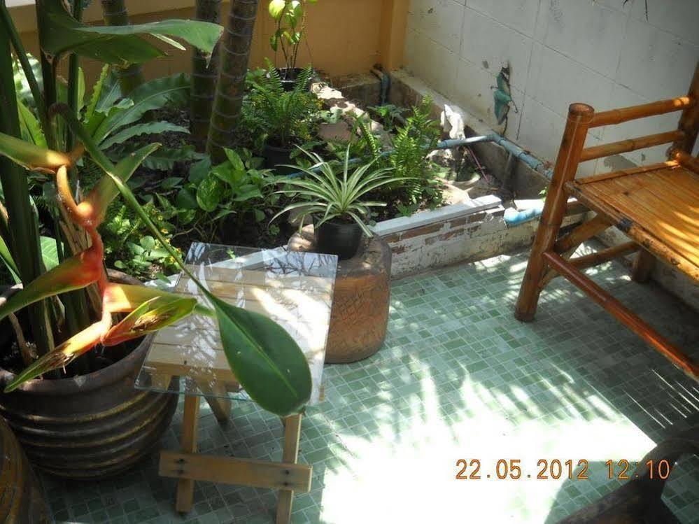 Sri Krung Guest House Phra Nakhon Si Ayutthaya Exterior foto